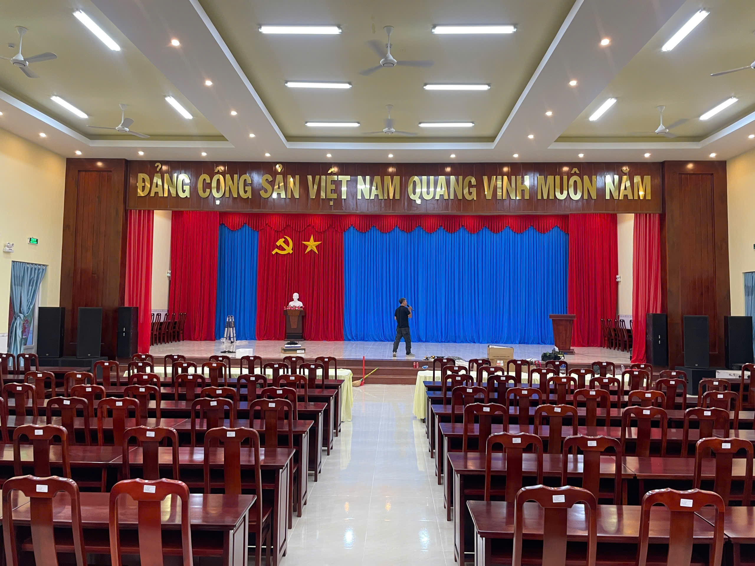loa-hoi-truong