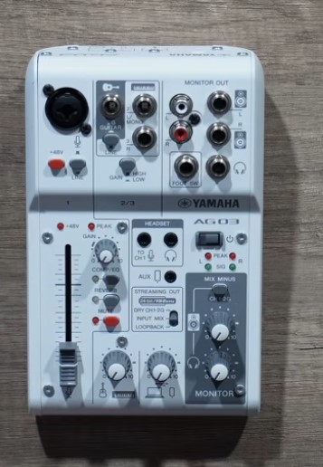 Mixer Mini Yamaha AG03MK2