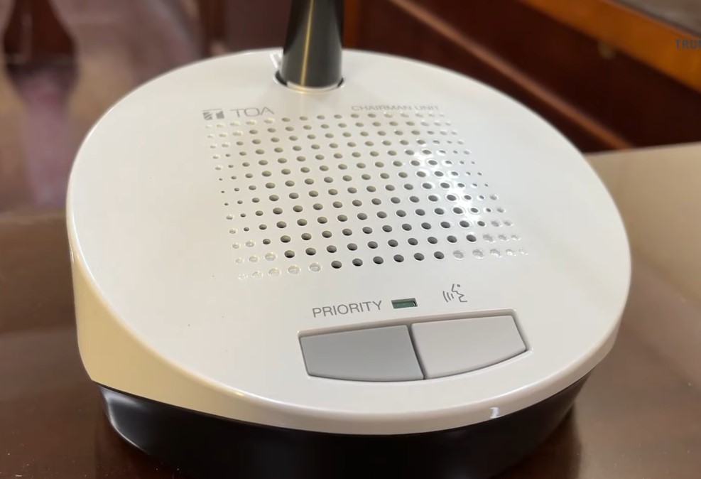 Máy chủ tịch TOA TS-V91CU Máy chủ tịch TOA TS-V91CU