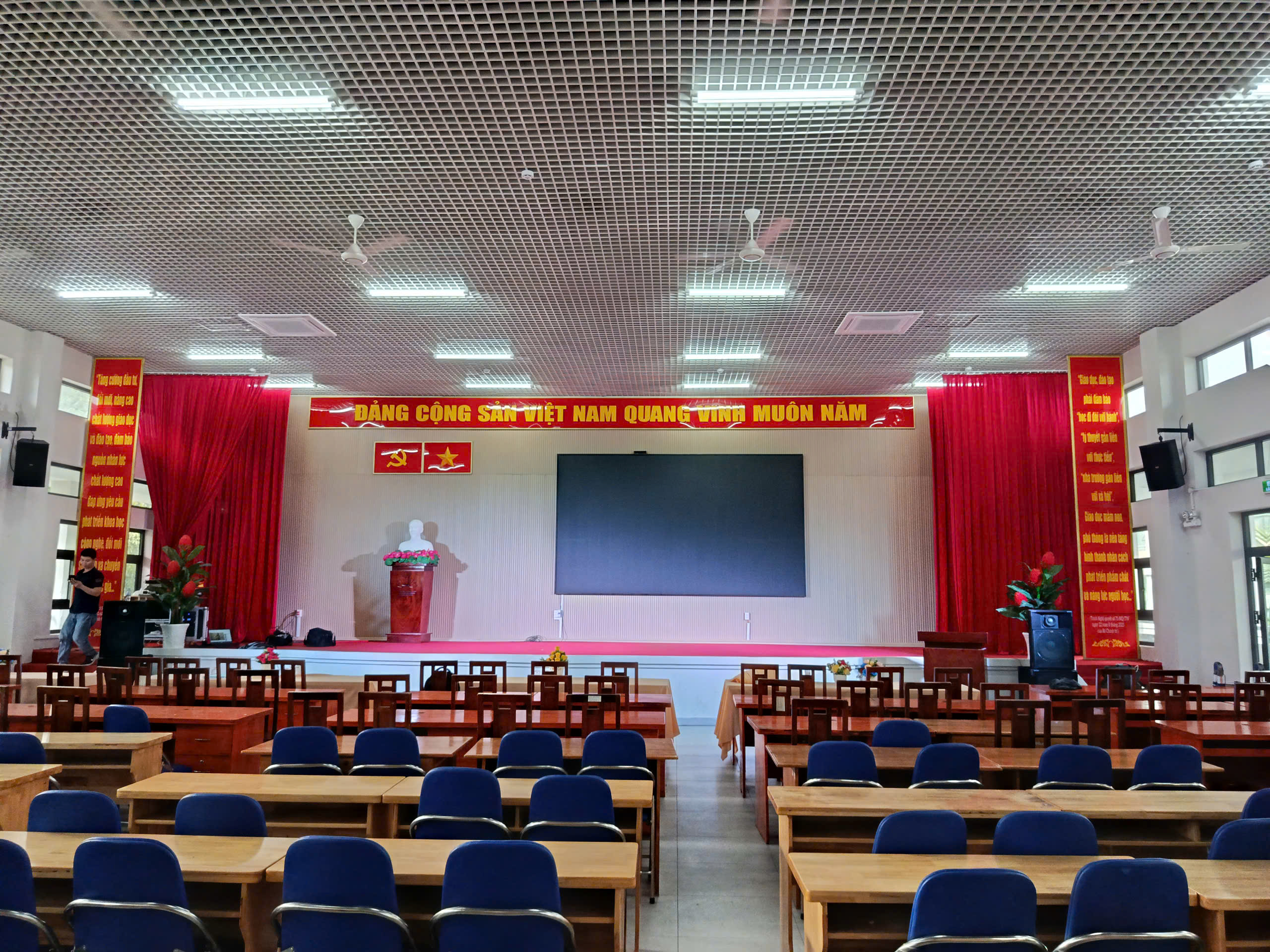 hội trường trường học hội trường trường học